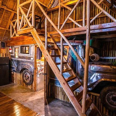 Barya Lang Villa- Native Villa With Jeepney Room إل نيدو المظهر الخارجي الصورة