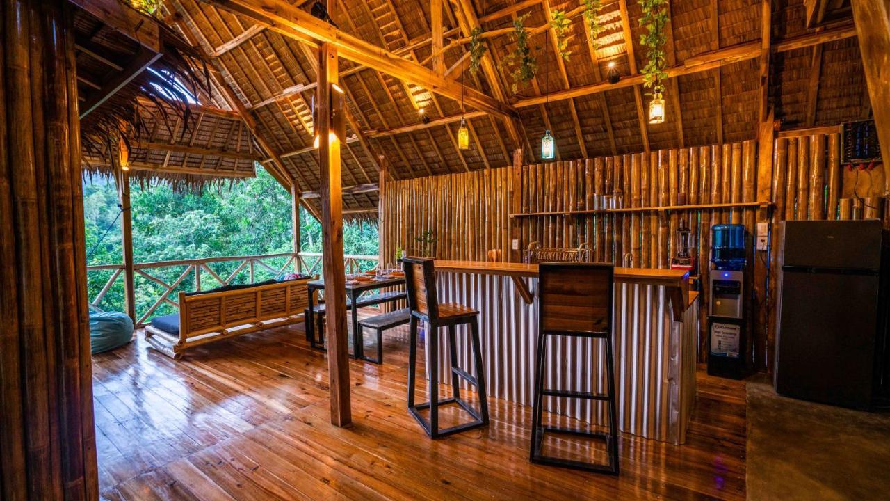 Barya Lang Villa- Native Villa With Jeepney Room إل نيدو المظهر الخارجي الصورة