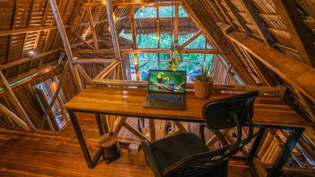Barya Lang Villa- Native Villa With Jeepney Room إل نيدو المظهر الخارجي الصورة