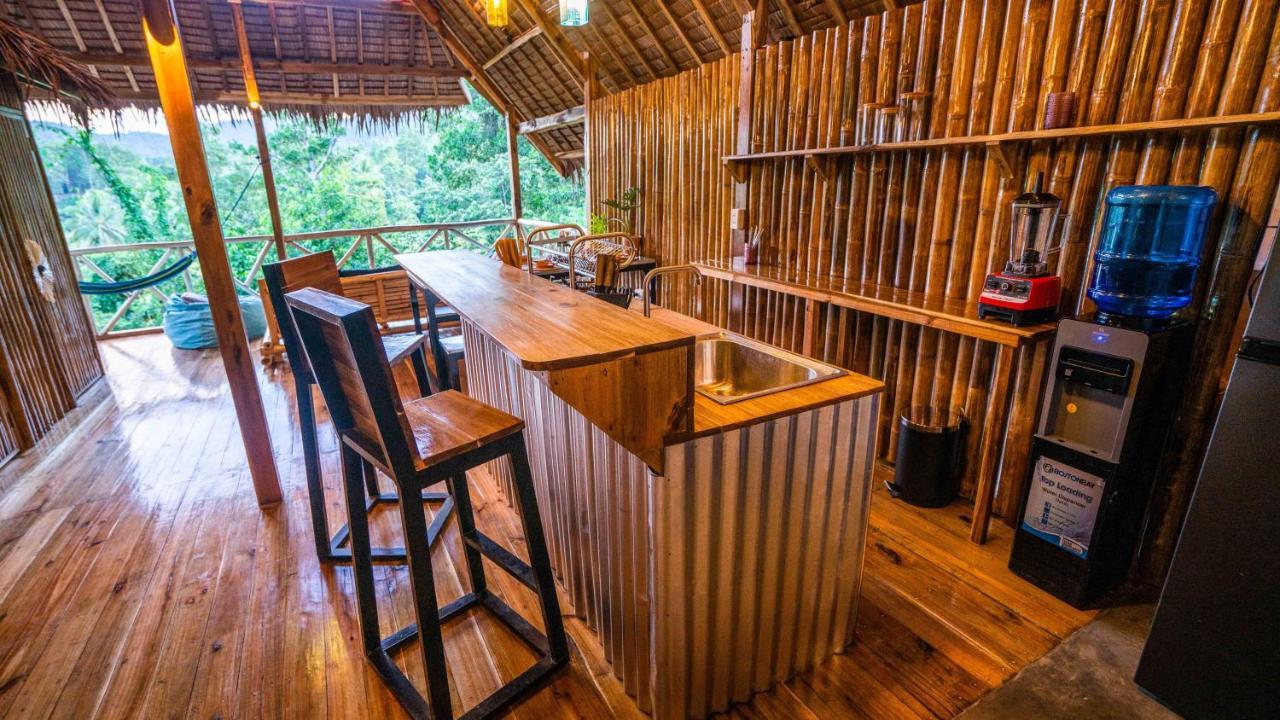 Barya Lang Villa- Native Villa With Jeepney Room إل نيدو المظهر الخارجي الصورة